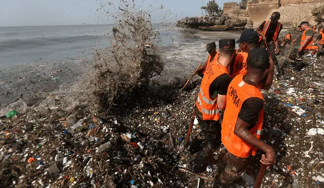 Toneladas de basura en playas de República Dominicana podrían afectar turismo