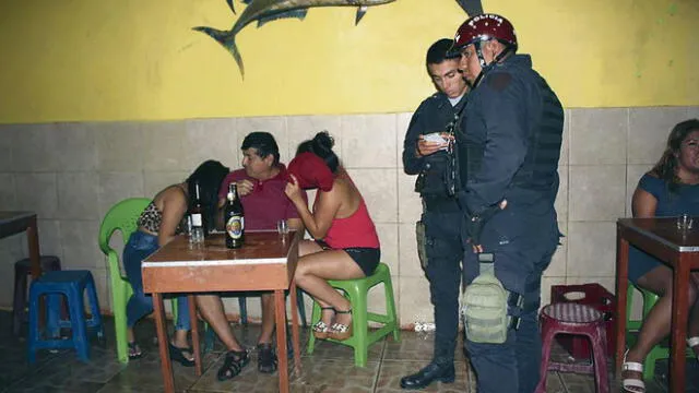 Reino ilegal de los "prostibares" en José Leonardo Ortiz