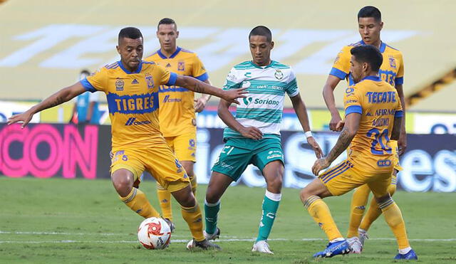 Tigres llegó al sexto lugar de la tabla de posiciones luego de su trunfo frente a Santos Laguna. Foto: EFE