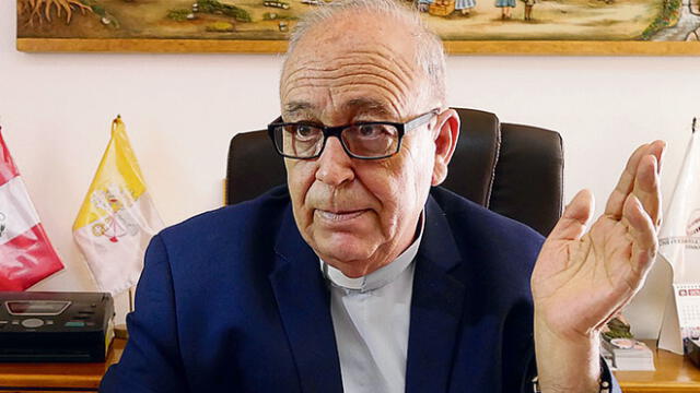 Monseñor Simón apoya referéndum para la no reelección de congresistas