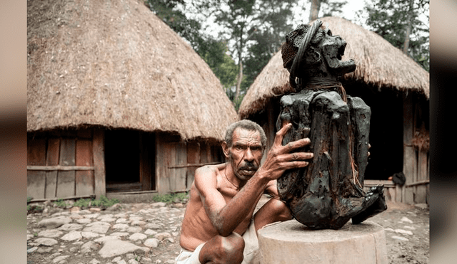 Dani: La tribu canibal que adora a la muerte y que cocina los restos de sus ancestros en rituales