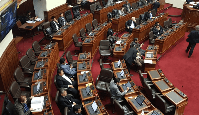 Congresistas de FP abandonan el Pleno durante debate por caso Hinostroza [VIDEO]