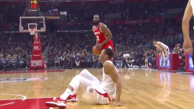 NBA: La 'humillante' jugada en un partido que se volvió viral en redes [VIDEO]