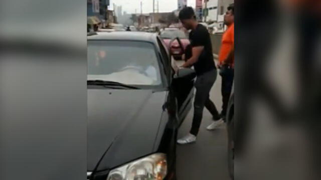 Policía retuvo a menor cuando ella se dirigió a recoger sus pertenencias a la casa de la madre del bebé. (Foto: Captura de video / América Noticias)