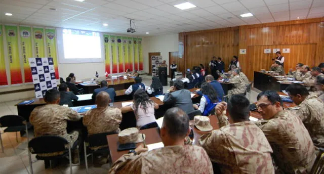 Las ODPE Arequipa coordinaron medidas de seguridad para elecciones congresales.