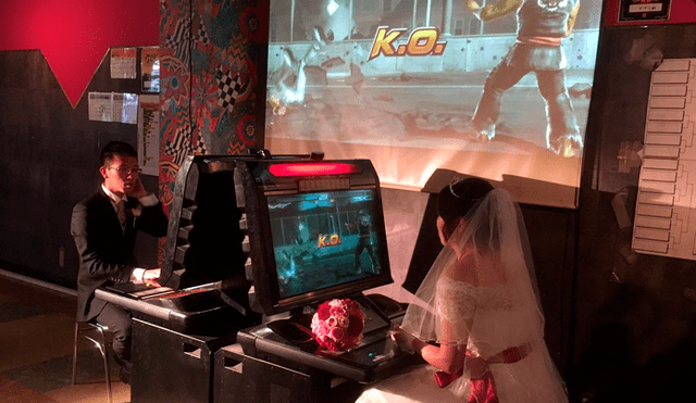 Kazuhiro Sugiyama y Yukiko son fanáticos de Tekken 6 y solucionaron sus problemas con una partida en el videojuego.