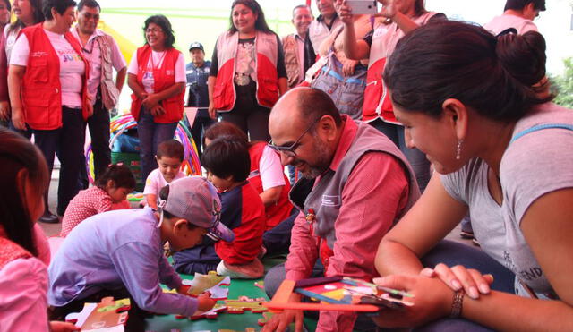 Destitución de docentes con condena concluirá en junio