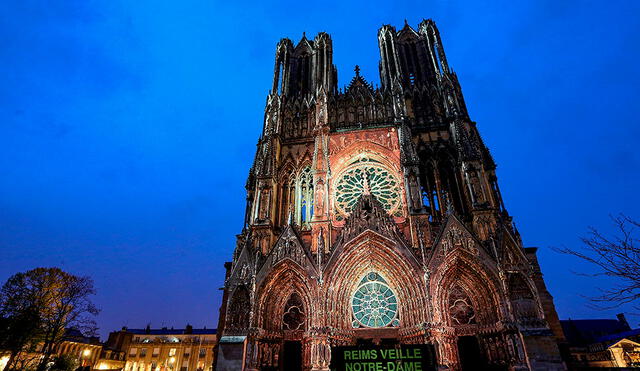 Notre Dame: sigue en pie la catedral de París [FOTOS]