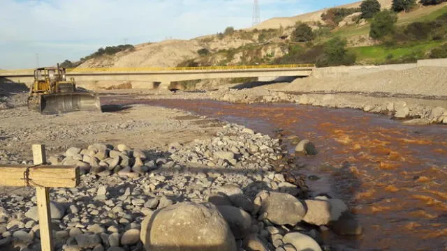 Moquegua: arcilla ocasionaría cambio de color de río Huancane y alarma a agricultores [VIDEO]