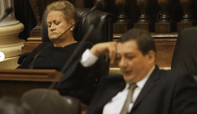 #BecerrilChallenge: Los legisladores que han sido captados durmiendo en el Congreso