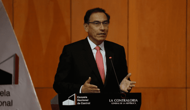 Martín Vizcarra suscribió compromiso anticorrupción con la Contraloría 
