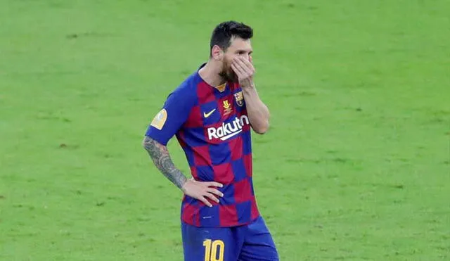 Messi hizo evidente su desazón por perder el partido. Foto: EFE.