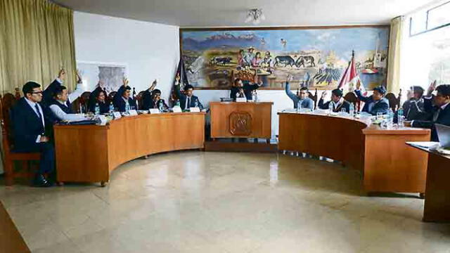 Arequipa: Concejo de Cerro Colorado pedirá a OCI  y Contraloría auditen gestión de Manuel Vera 