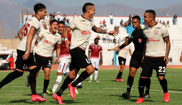 Universitario superó a Carlos Stein en la tercera fecha del Apertura.