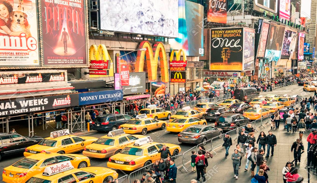 Nueva York cobrará por circular en carro en el centro de Manhattan 