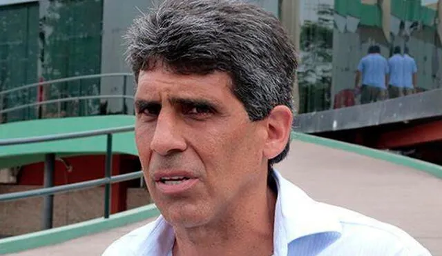 Álvaro Barco aseguró que, a pesar de esperar más de 45 minutos, la Federación Peruana de Fútbol nunca permitió su ingreso a la reunión.