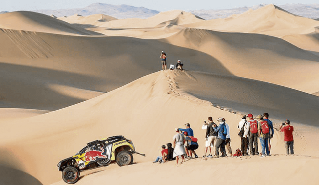 Dakar: Nicolás Fuchs domina las dunas