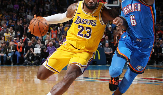OKLAHOMA CITY, OK- NOVEMBER 22: LeBron James #23 of the Los Angeles Lakers drives to the basket during a game against the Oklahoma City Thunder on November 22, 2019 at Chesapeake Energy Arena in Oklahoma City, Oklahoma. NOTE TO USER: User expressly acknowledges and agrees that, by downloading and or using this photograph, User is consenting to the terms and conditions of the Getty Images License Agreement. Mandatory Copyright Notice: Copyright 2019 NBAE   Zach Beeker/NBAE via Getty Images/AFP