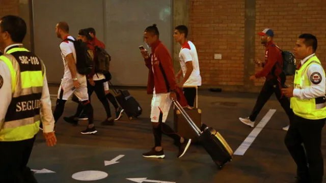 Selección peruana retornó a Lima tras empate con Nueva Zelanda [VIDEO]