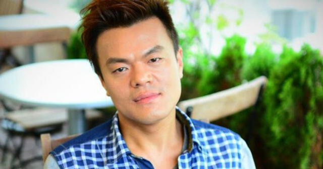 J. Y. Park, famoso cantante coreano de 48 años y fundador de la JYP Entertainment.