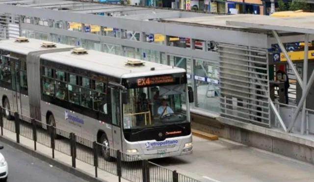 Conoce los horarios de atención del transporte público en Lima. Foto: Andina