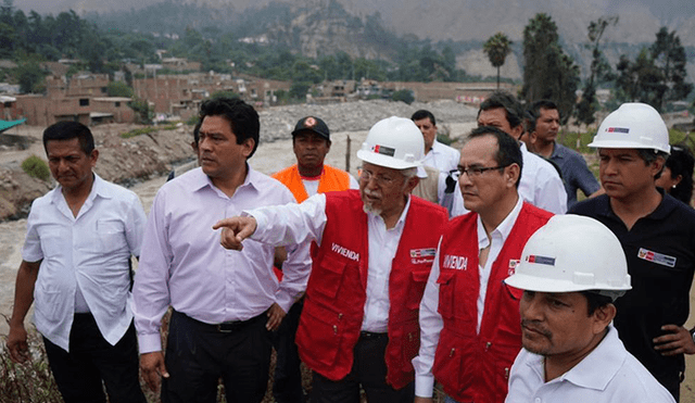 Javier Piqué supervisó trabajos en zonas afectadas por huaicos en Chosica y Chaclacayo