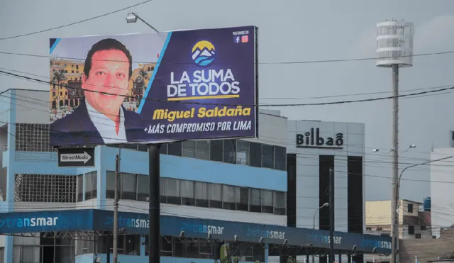 Retiran 26 paneles de publicidad electoral en La Molina