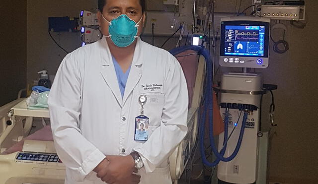 El médico intensivista Jesús Valverde del hospital Dos de Mayo.