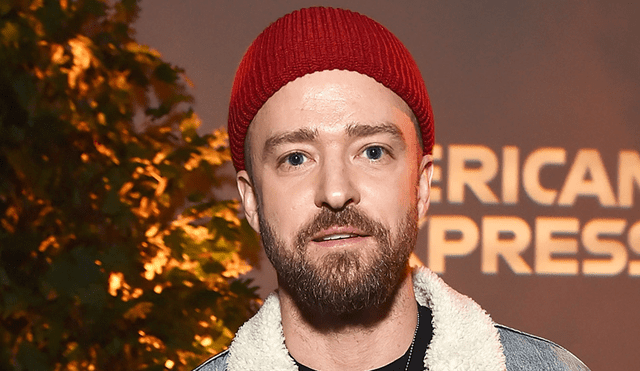 Justin Timberlake presume doctorado de Berklee [FOTO]