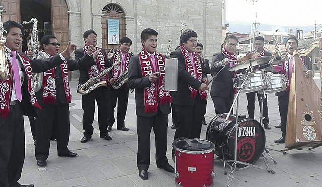 Huancayo vivió con música, algarabía y aliento partido Perú vs Dinamarca