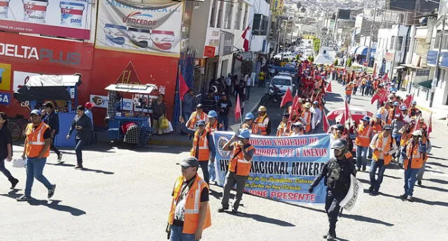 Mineros de Southern en huelga piden apoyo de los agricultores de Torata