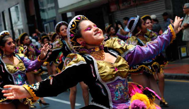 Danzantes extranjeros llegan al encuentro mundial de folklore Mi Perú 2017