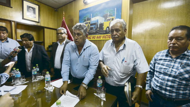 Bloque de transportistas pide al Estado retroceder en alza del ISC, sino acatarán huelga