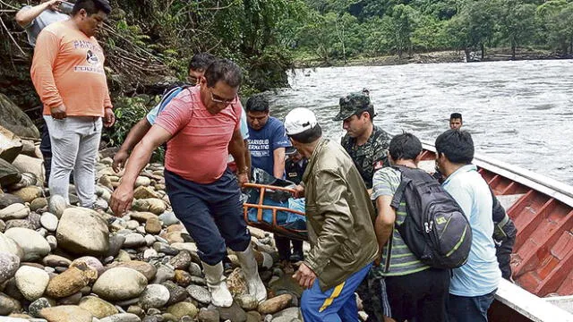 RESCATE. Ayer al mediodía, se recuperó un cuerpo, pero las acciones de rescate aún son insuficientes por el fuerte caudal del río Inambari y constantes lluvias.