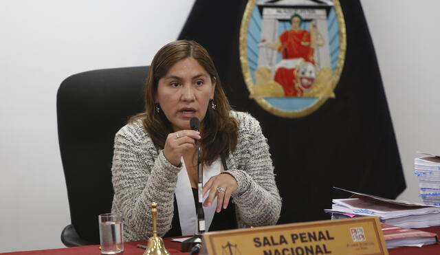 Jueza Elizabeth Arias dio marcha atrás y se inhibió de investigar a Keiko Fujimori