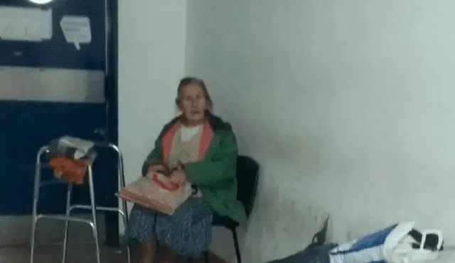 Emma Grimoldi, abuela que vive a las afueras de un hospital de Buenos Aires. Foto: Crónica