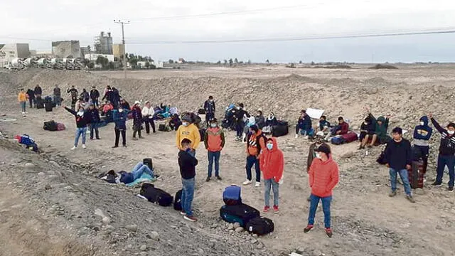 Sin pase. Ciudadanos peruanos no lograron cruzar la frontera a Perú antes del día 19 de marzo.