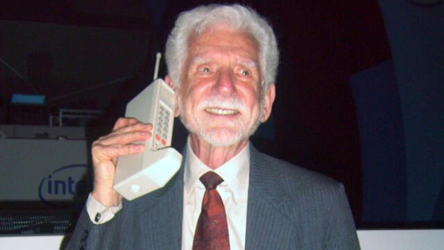 Esta llamada se realizó desde un Motorola DynaTAC.