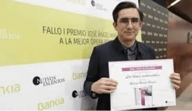 Escritor peruano Rodrigo Murillo recibió el Premio Ángel Mañas en Madrid