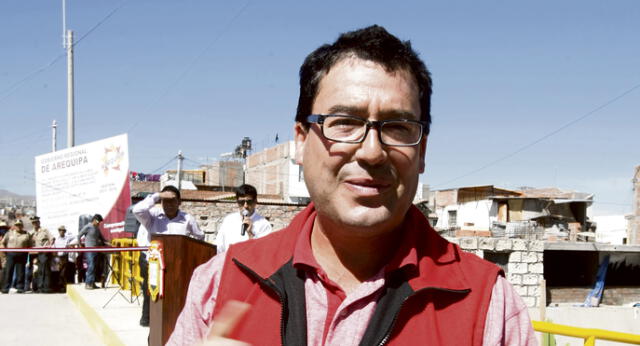 Arequipa: Alcalde detenido manejado ebrio aseguró que vacancia en su contra no procederá