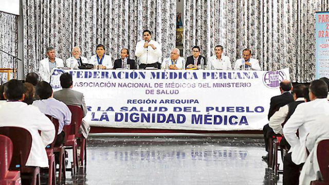 Federación Médica de Arequipa evalúa paralización por 48 horas 