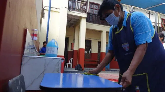 Coronavirus: Minedu y Minsa realizan trabajos de desinfección en colegios [FOTOS]