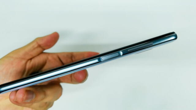 El Redmi Note 9 Pro de Xiaomi posee un lector de huella en la parte lateral del equipo. Foto: Daniel Robles
