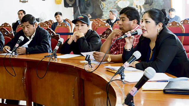 Regidores y alcalde de Tacna rechazan de pedidos de vacancia
