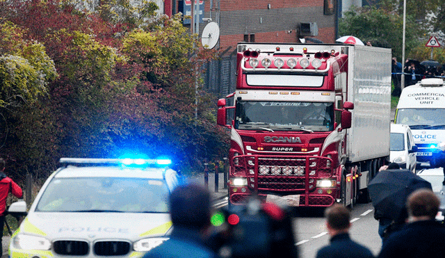 Policía confirma que treinta y nueve muertos en camión eran chinos