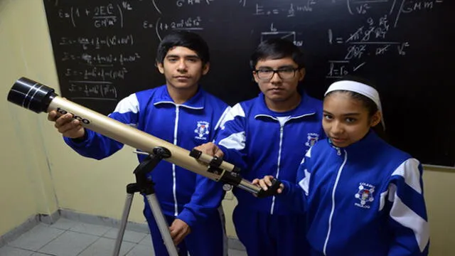 Escolares peruanos ganan medalla de oro en olimpiada de Astronomía