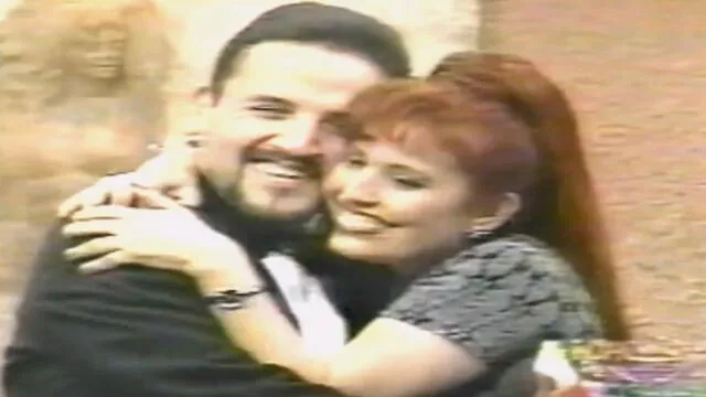Magaly Medina y Beto Ortiz se besan en comentado video del recuerdo [FOTOS]