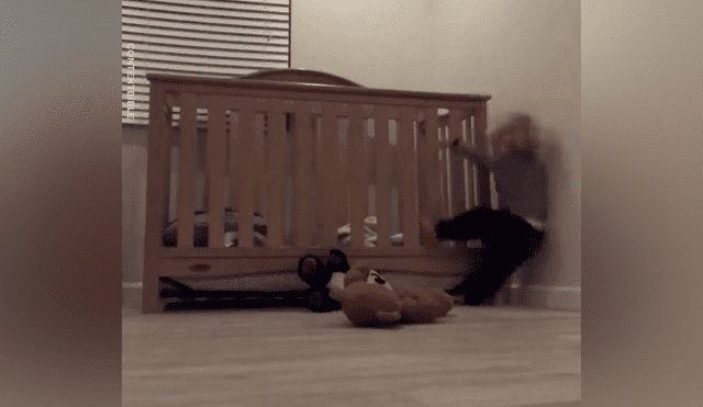 Padre coloca cámara en cuarto de su bebé y lo descubre en peligrosa hazaña [VIDEO] 