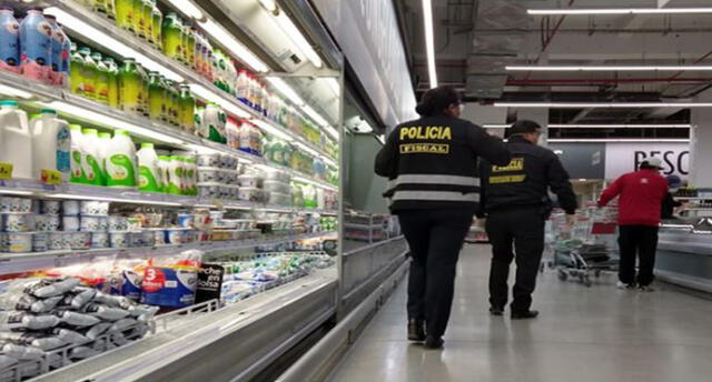 Ministerio Público y Policía realizaron operativo inopinado en 10 supermercados de Cusco.