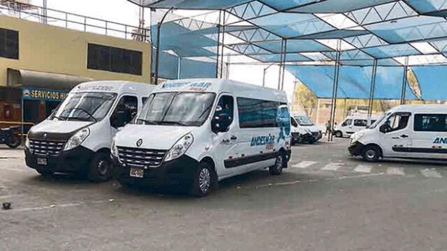 Arequipa: Esta semana se retirará con resolución a 120 minivanes